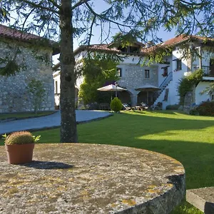 Hotel La Casona De ***